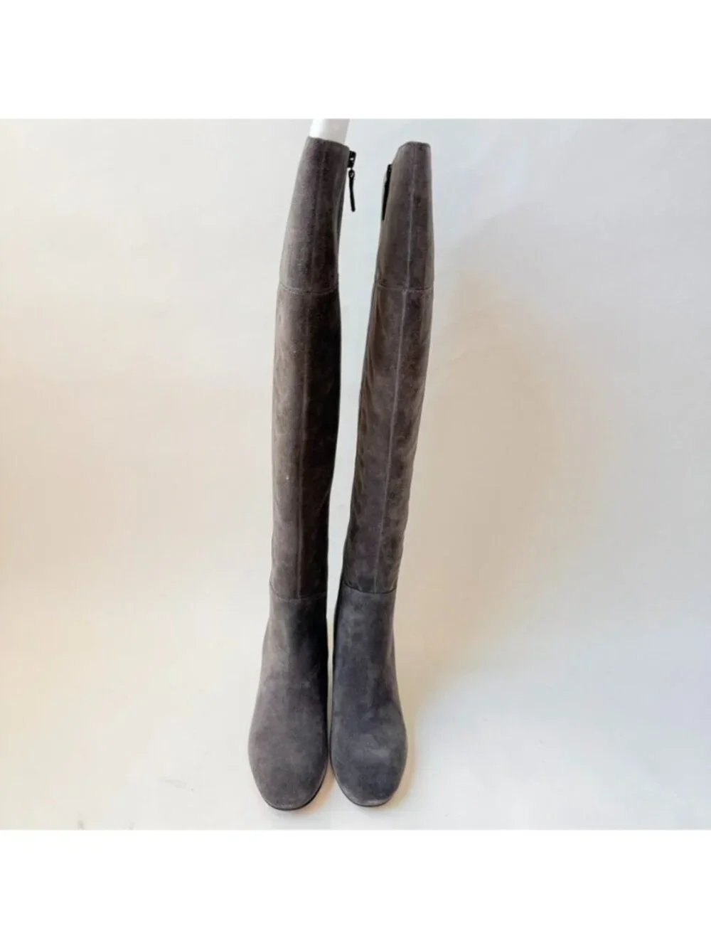 NEW Franco Sarto Korrine Womens Size 7.5M Gray Suede Knee High Block Heel Boots